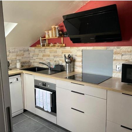 Grand Appartement Hypercentre Avec Terrasse Et Parking Поатие Екстериор снимка